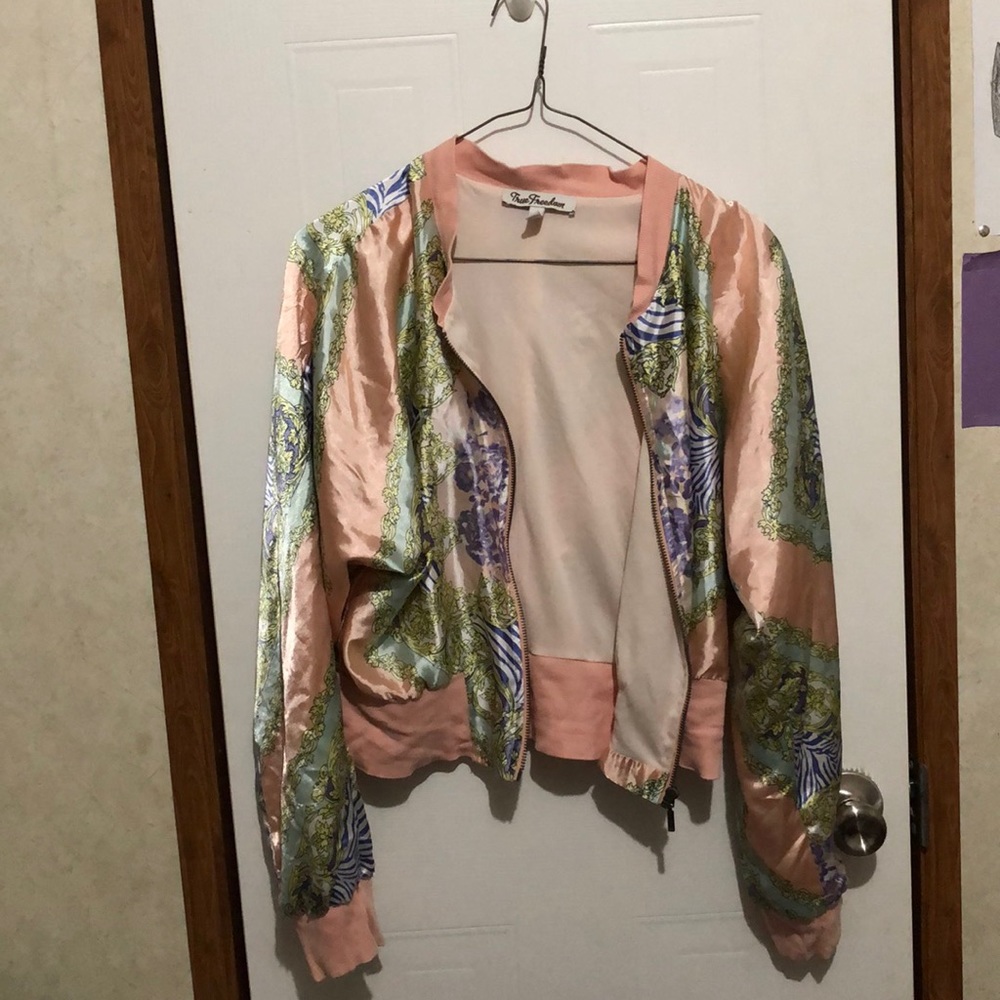 100% polyester jacket